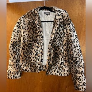 Saks fuzzy cheetah coat size small